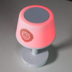 مصباح LED ذكي مع سماعة قرآن ومكبر صوت